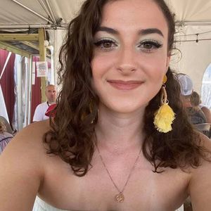 Meet your Posher, Meghan